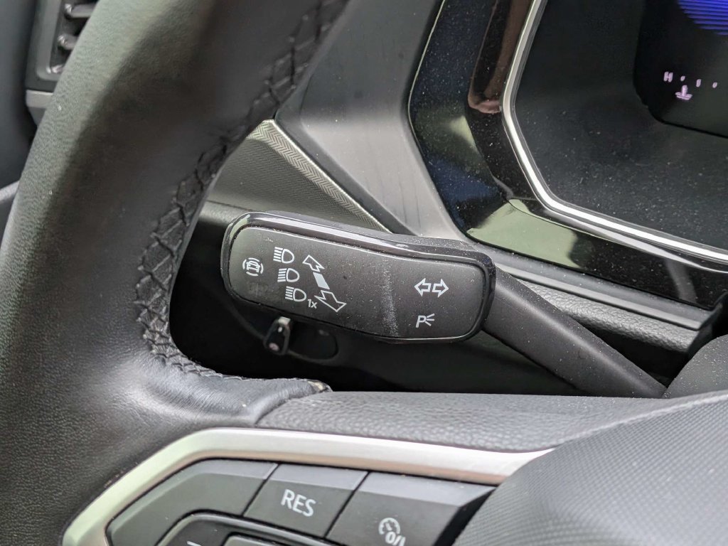 Used 2024 Volkswagen Jetta Sport FWD image 23