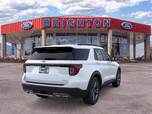 Used 2026 Ford Explorer Active w/ Active Comfort Package AWD/4WD image 8