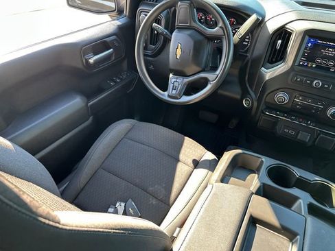 Used 2022 Chevrolet Silverado 1500 Custom image 18