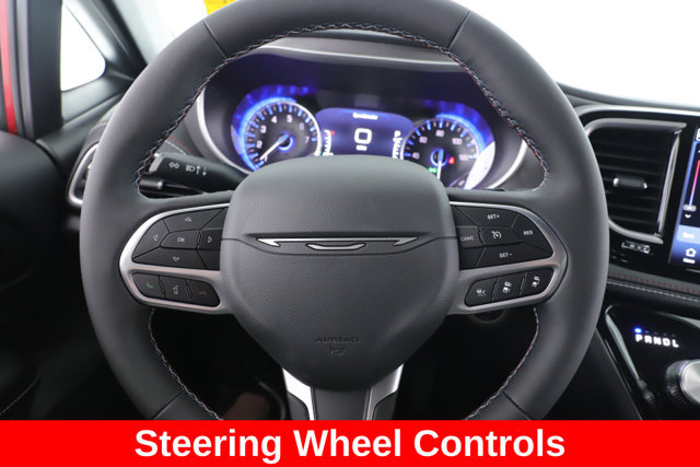 New 2027 Chrysler Pacifica Select FWD image 22
