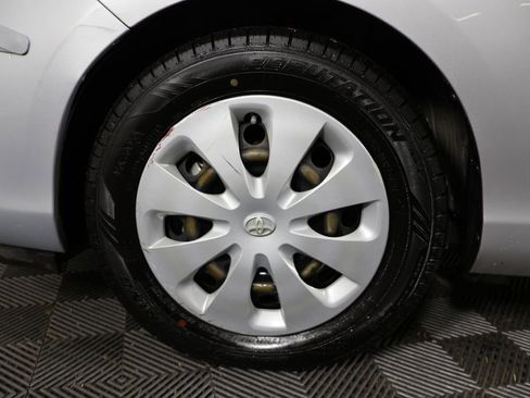 Used 2012 Toyota Prius C image 36