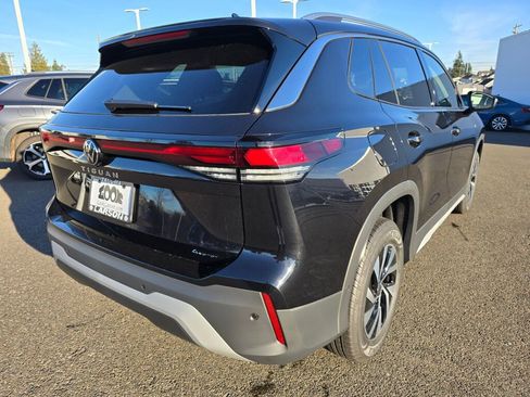 New 2026 Volkswagen Tiguan S image 4