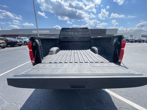 Certified 2025 Chevrolet Silverado 2500 High Country w/ High Country Premium Package AWD/4WD image 27