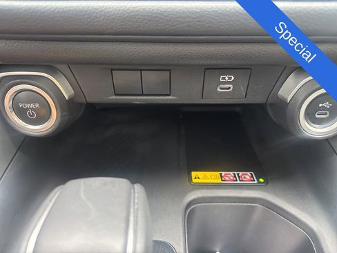 Used 2024 Toyota Grand Highlander XLE FWD image 14