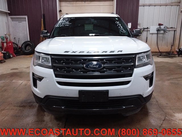 Used 2018 Ford Explorer XLT w/ Equipment Group 202A FWD image 7