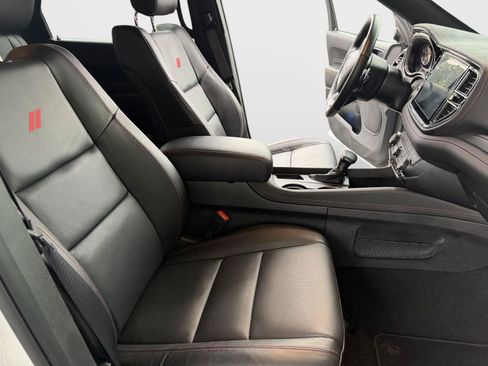 Used 2025 Dodge Durango GT AWD/4WD image 8