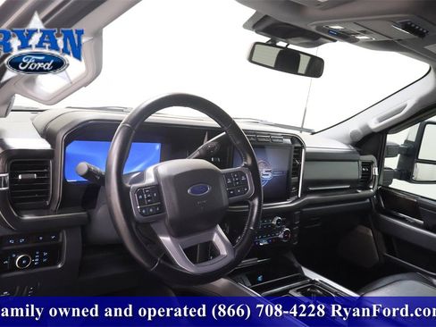 Used 2023 Ford F250 Lariat w/ Chrome Package image 16