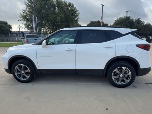 Certified 2023 Chevrolet Blazer LT w/ Convenience Package FWD image 5