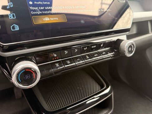 New 2027 Chevrolet Bolt LT w/ Comfort Package FWD image 10