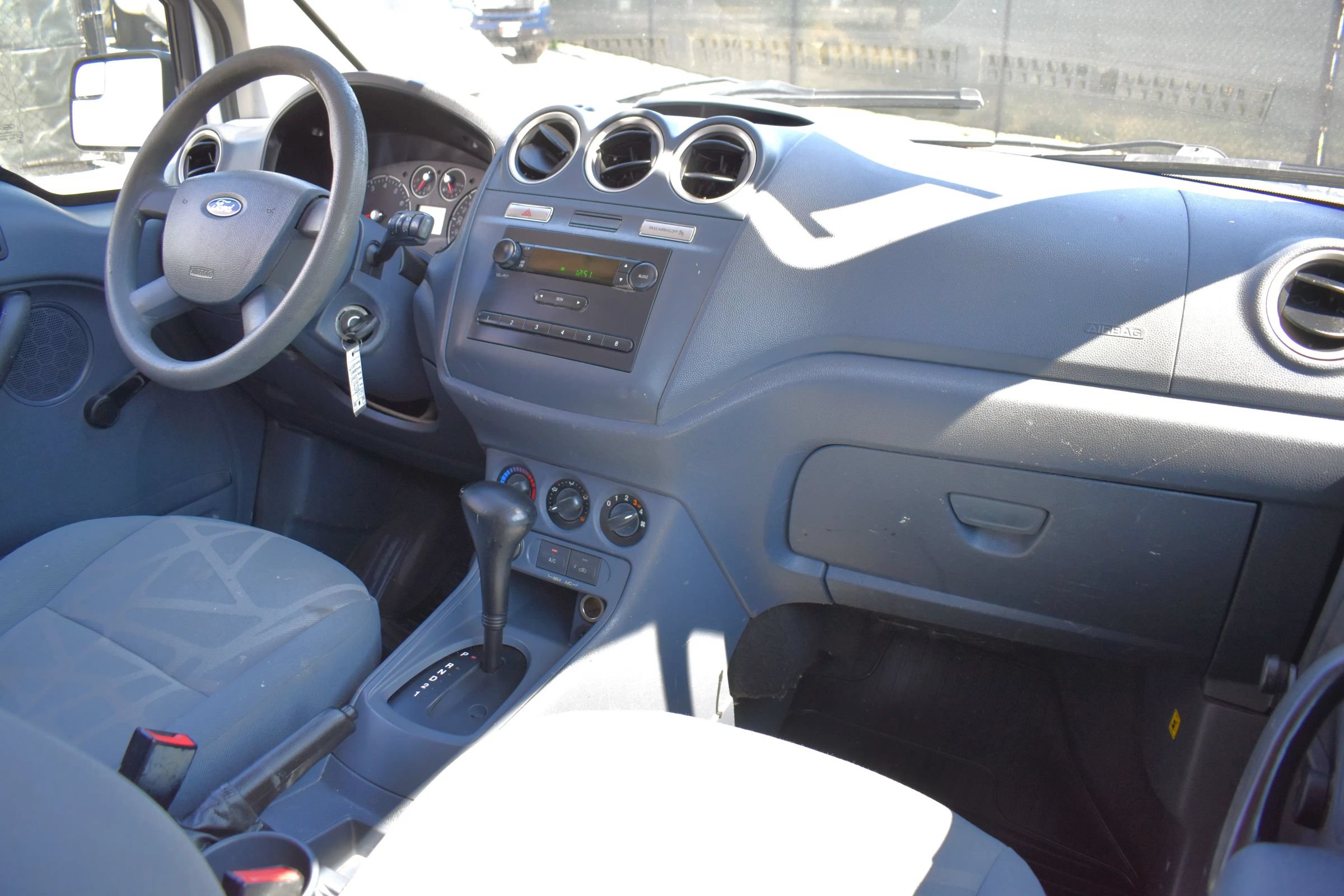Used 2012 Ford Transit Connect XL FWD image 12