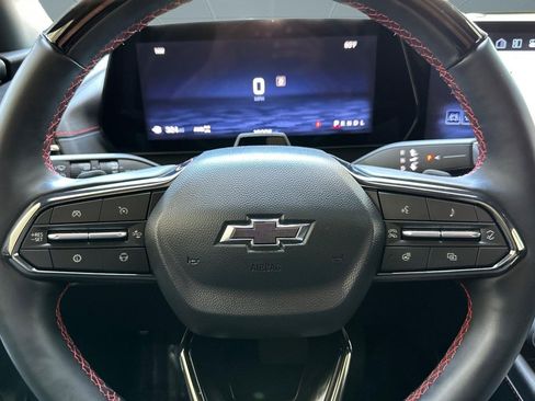 Used 2025 Chevrolet Traverse RS w/ LPO, Floor Liner Package AWD/4WD image 11