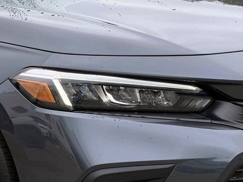 Used 2023 Honda Civic LX image 8