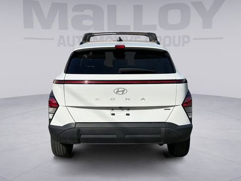 Used 2024 Hyundai Kona SEL AWD/4WD image 4
