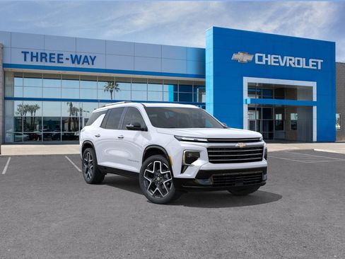 New 2026 Chevrolet Traverse High Country FWD image 1