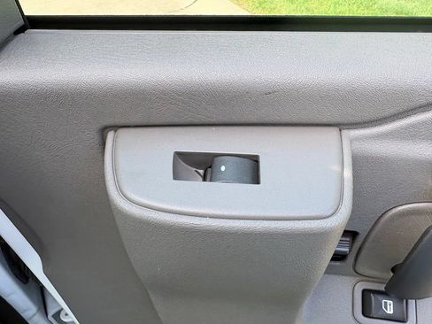 Used 2023 Chevrolet Express 3500 LS RWD image 32