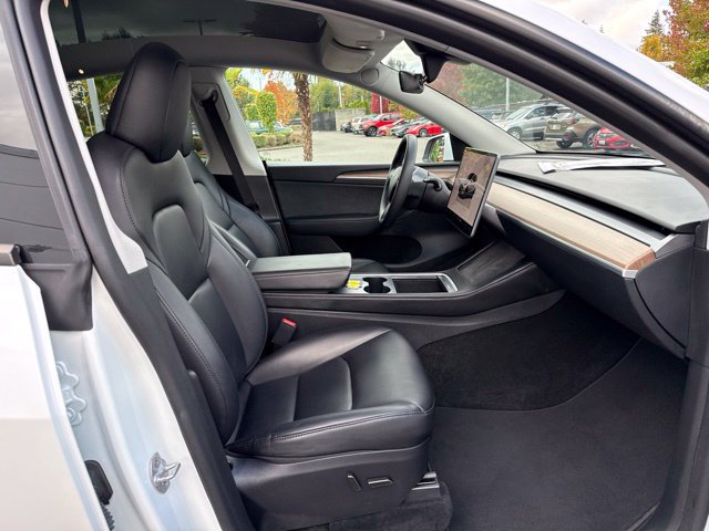 Used 2024 Tesla Model Y Long Range AWD/4WD image 9