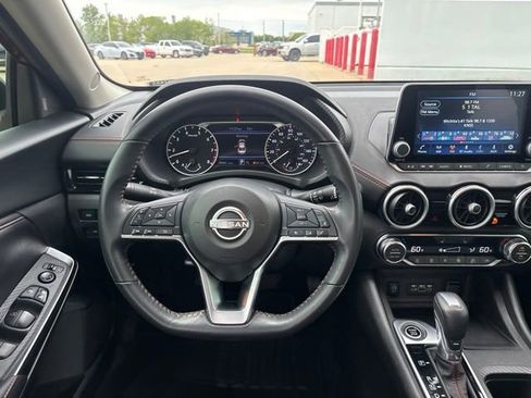 Used 2024 Nissan Sentra SR FWD image 12
