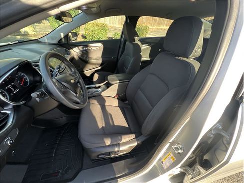 Used 2019 Chevrolet Malibu LT image 10