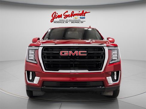 Used 2023 GMC Yukon SLE image 2
