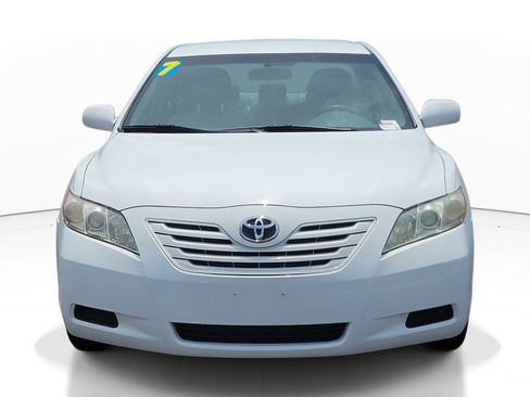 Used 2007 Toyota Camry CE FWD image 2