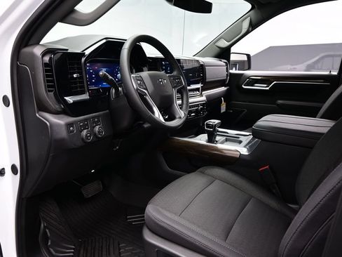 New 2026 Chevrolet Silverado 1500 RST w/ Convenience Package II AWD/4WD image 8
