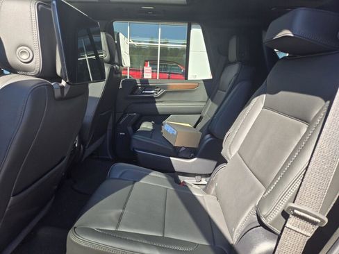 New 2026 GMC Yukon Denali RWD image 29