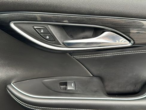 Used 2023 Buick Envision Essence FWD image 26
