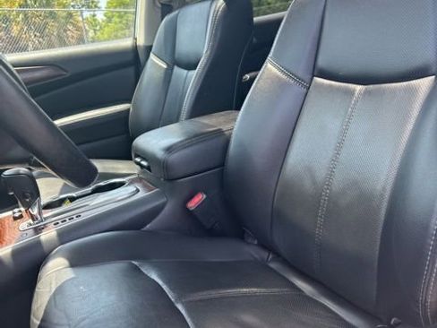 Used 2019 Nissan Pathfinder Platinum FWD image 7