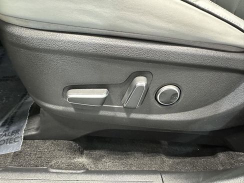 Used 2025 Hyundai Palisade SEL image 16