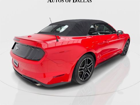 Used 2018 Ford Mustang Premium image 9