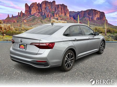 Used 2022 Volkswagen Jetta Sport w/ IQ.Drive Package image 8