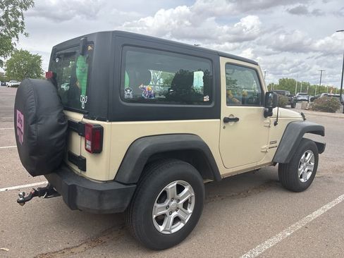 Used 2012 Jeep Wrangler Sport w/ Connectivity Group AWD/4WD image 2