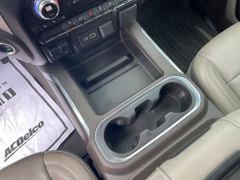 Used 2019 GMC Sierra 1500 SLT image 19