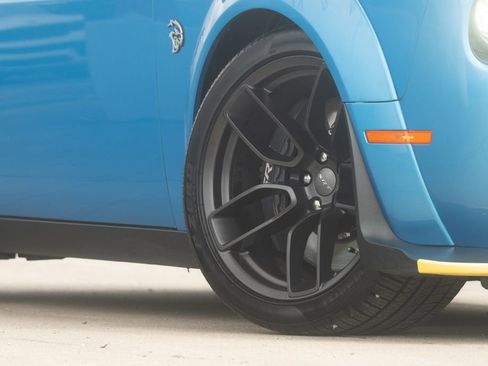 Used 2023 Dodge Challenger SRT Hellcat RWD image 12