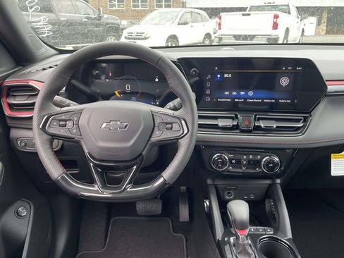 New 2026 Chevrolet TrailBlazer RS w/ Convenience Package FWD image 15