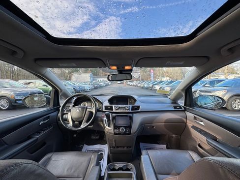 Used 2016 Honda Odyssey EX-L image 16