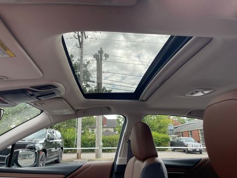 Used 2024 Subaru Legacy Touring XT image 12