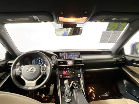 Used 2018 Lexus IS 300 F Sport w/ F Sport Package RWD image 30