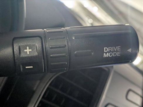 Used 2018 Ford F150 XL w/ Equipment Group 101A Mid image 12