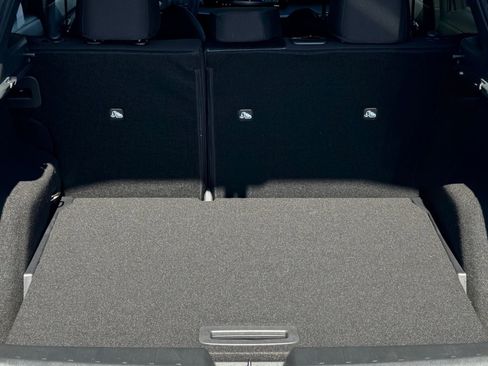 New 2026 Nissan Kicks SV w/ Cold Weather Package FWD image 20