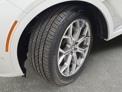 Used 2024 BMW X7 xDrive40i w/ Executive Package AWD/4WD image 26