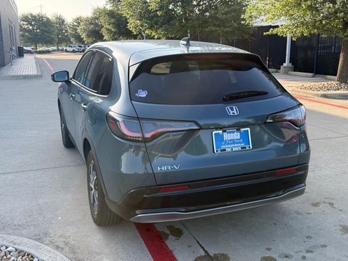Used 2024 Honda HR-V EX-L image 3