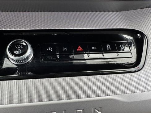 Certified 2025 Ford Expedition Max Active image 29