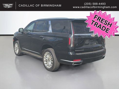Used 2024 Cadillac Escalade Premium Luxury image 3