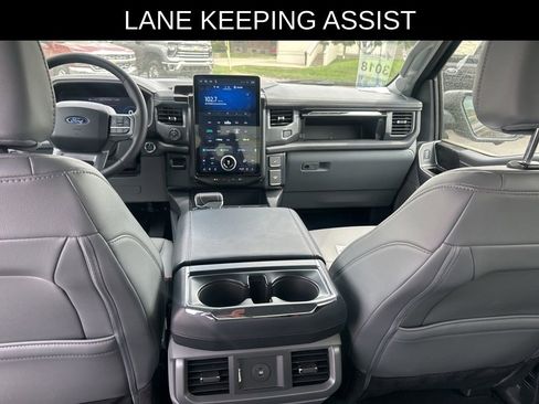 Used 2025 Ford F150 Lightning Flash AWD/4WD image 20