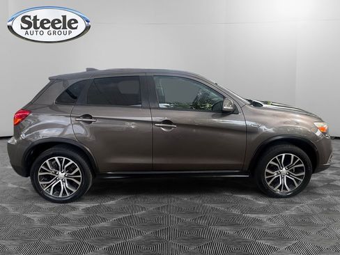 Used 2019 Mitsubishi Outlander Sport ES image 6