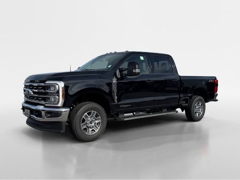New 2026 Ford F250 Lariat image 3