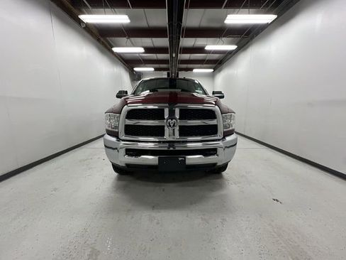 Used 2018 RAM 2500 Tradesman w/ Chrome Appearance Group image 3