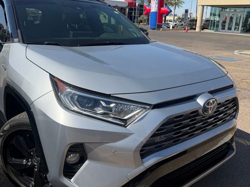 Used 2020 Toyota RAV4 XSE AWD/4WD image 8