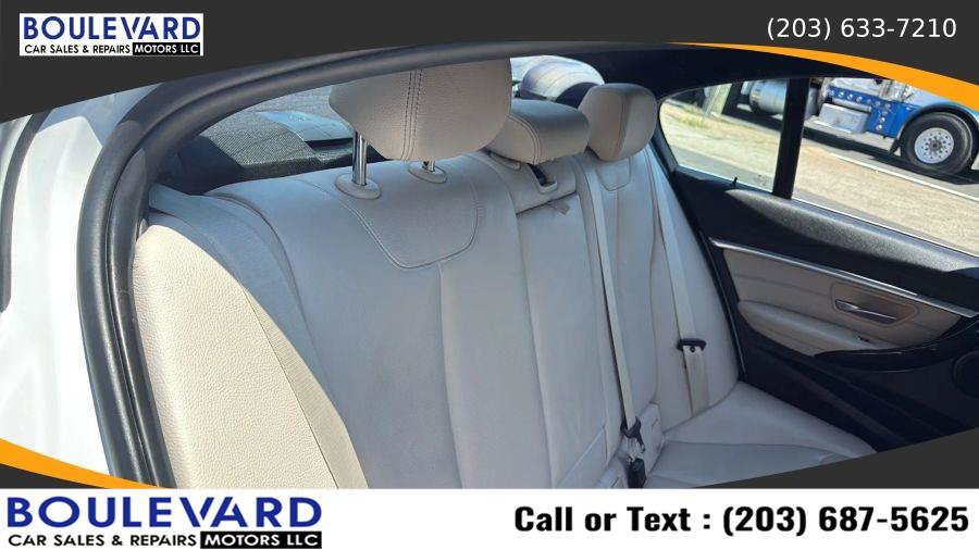 Used 2017 BMW 330i xDrive Sedan AWD/4WD image 37